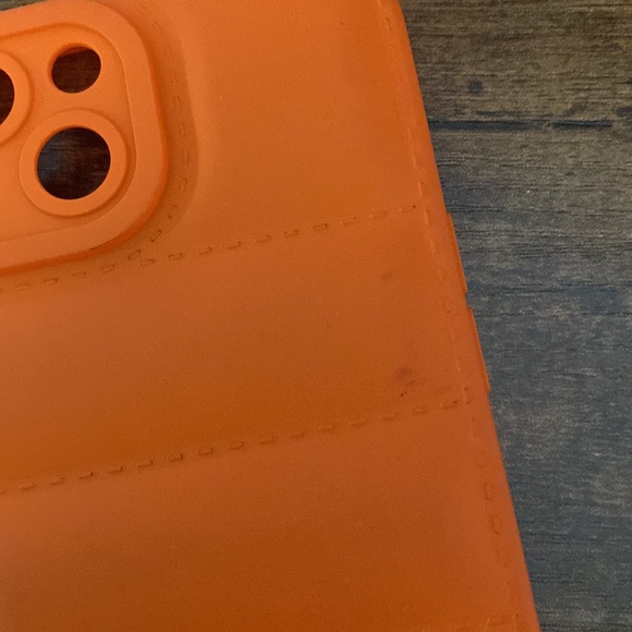 ⚡️ FLASH SALE ⚡️ Set Of 3 iPhone 13 Cases!! - Picture 6 of 6